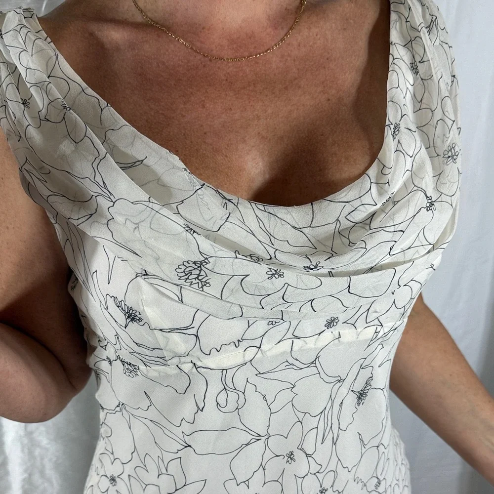 White House Black Market Ivory and Charcoal Floral Dress - Picture 3 of 11